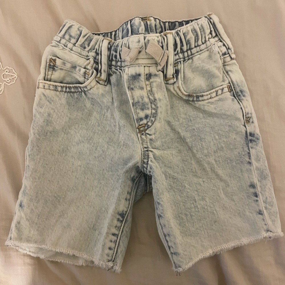 Gap jean shorts light wash 3 toddler
